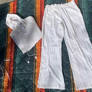 Set. Long sleeve hoodie and matching paper bag pants with pockets. W/ tassels